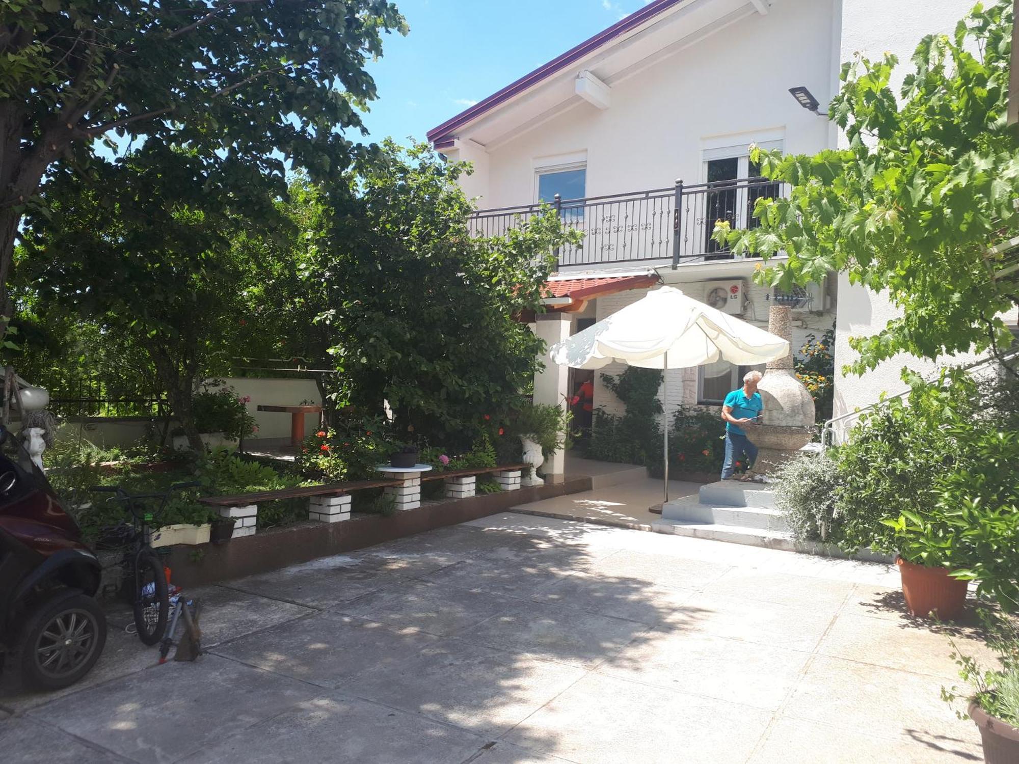 Apartmani Tinka Starigrad Paklenica Zewnętrze zdjęcie
