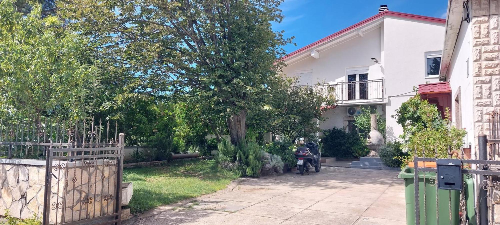 Apartmani Tinka Starigrad Paklenica Zewnętrze zdjęcie